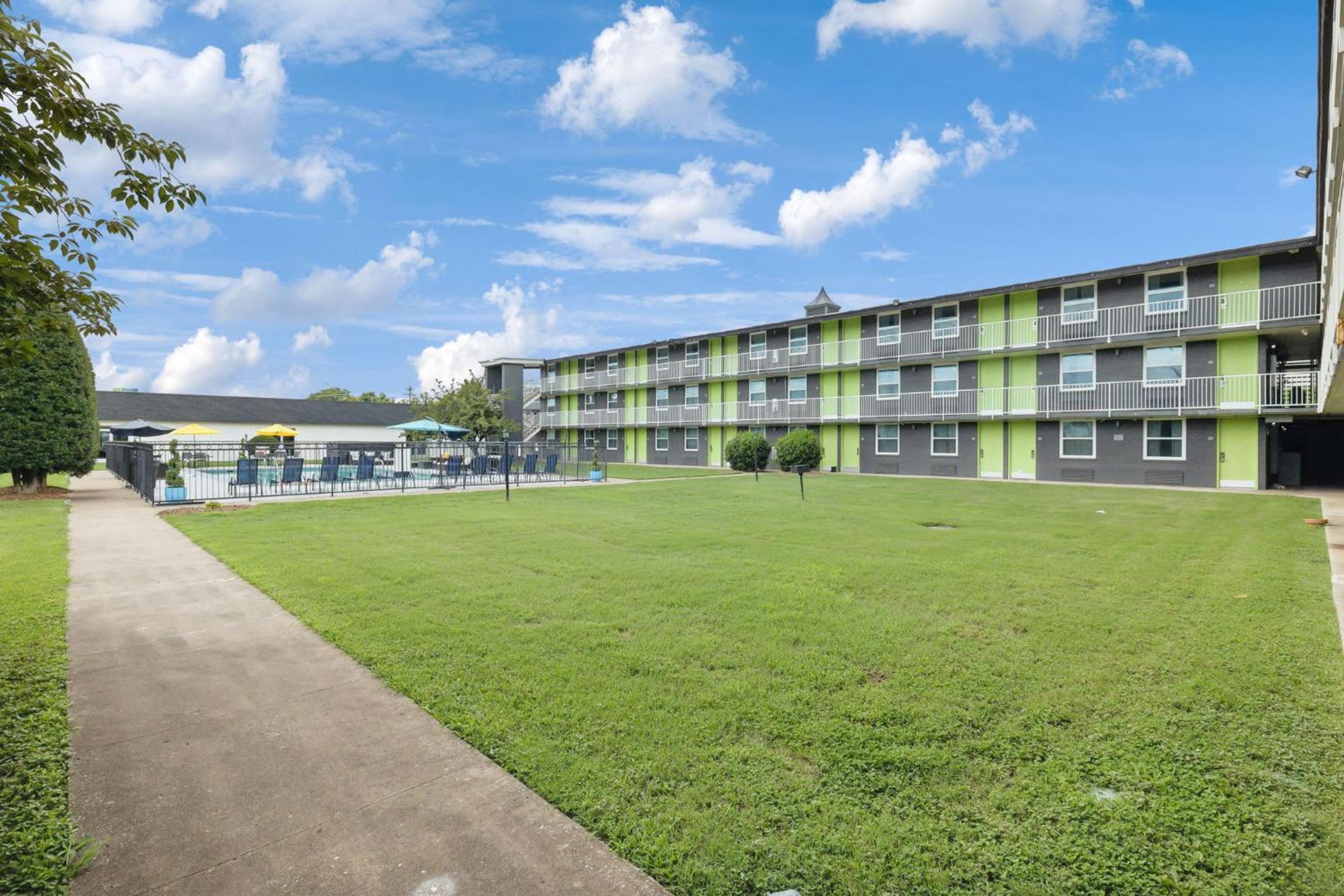 Hillside Crossing Hotel Nashville Exterior photo